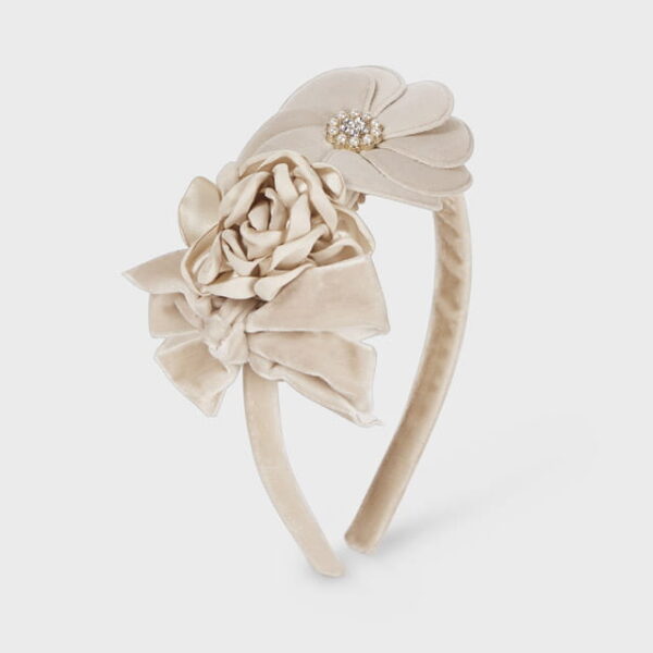 10608-40 MAYORAL Opaska beżowa